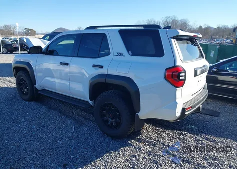 2025 Toyota 4Runner Trd Off Road Premium z USA, uszkodzony, nr VIN JTEVA5BR0S5044996